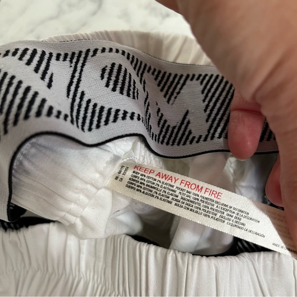 Free people movement white wide leg pull on pants exposed elastic waist band M - Picture 11 of 15